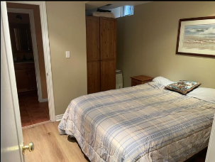 1497 Estes Crescent - Photo 2 of 7