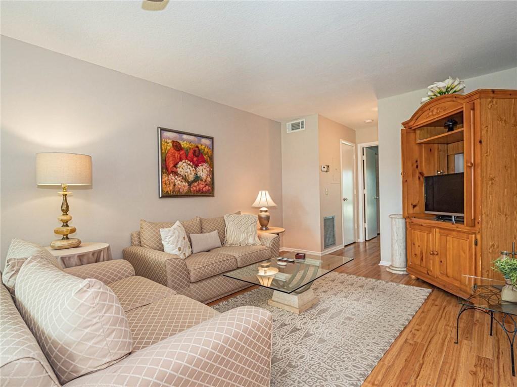 43 Vista Gardens Trl #205 - Photo 7 of 14