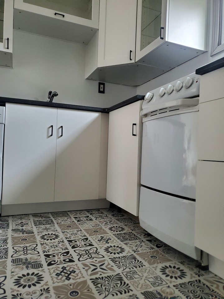 9206 Main St #B - Photo 3 of 8