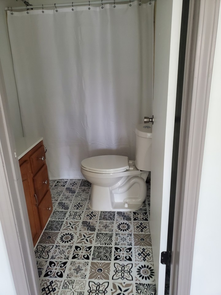 9206 Main St #B - Photo 7 of 8