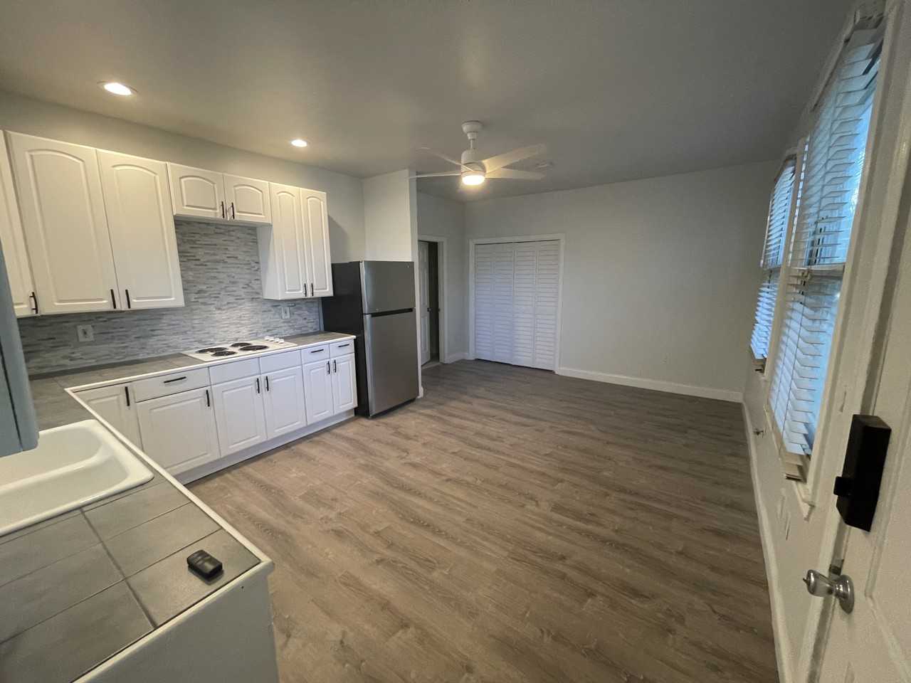 2402 Flagler Ave #1 - Photo 5 of 10
