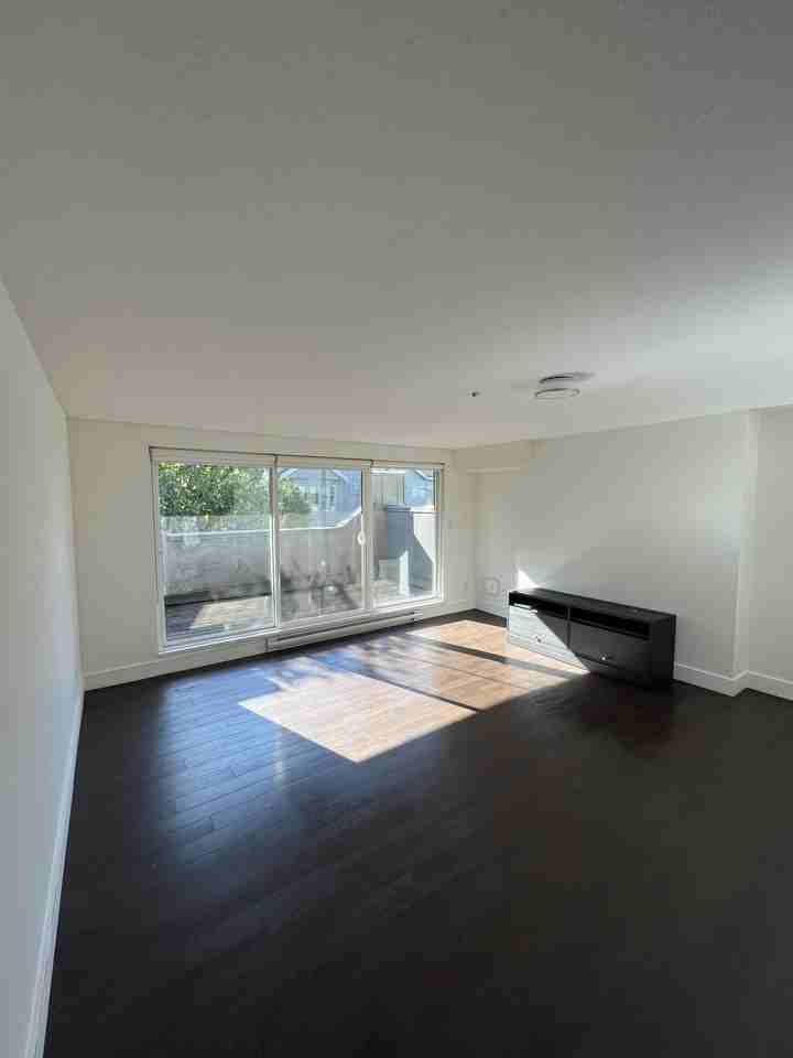 2678 West Broadway #315 - Photo 3 of 12