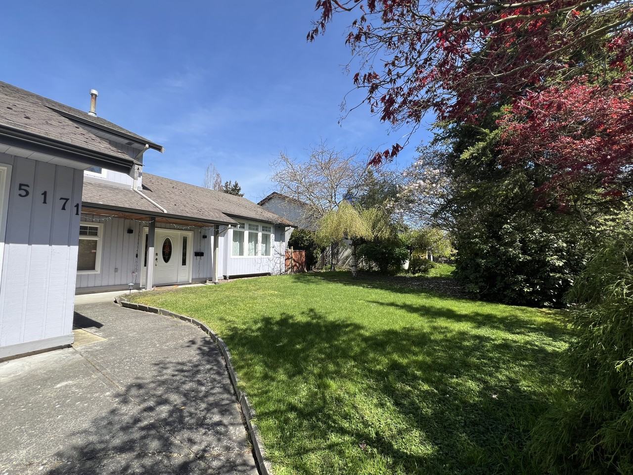 5171 Chetwynd Avenue - Photo 2 of 30