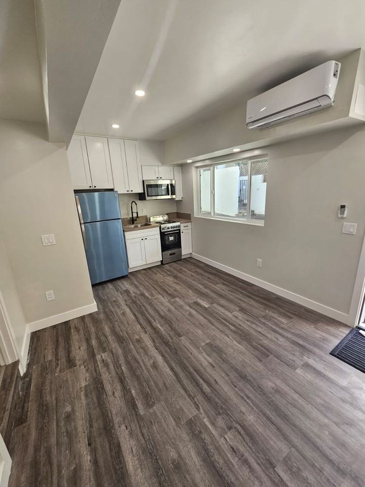 3928 Alabama Street - Photo 4 of 5