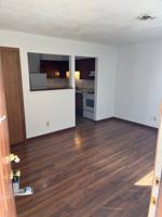 featured image of 1040 Plaza Ct N