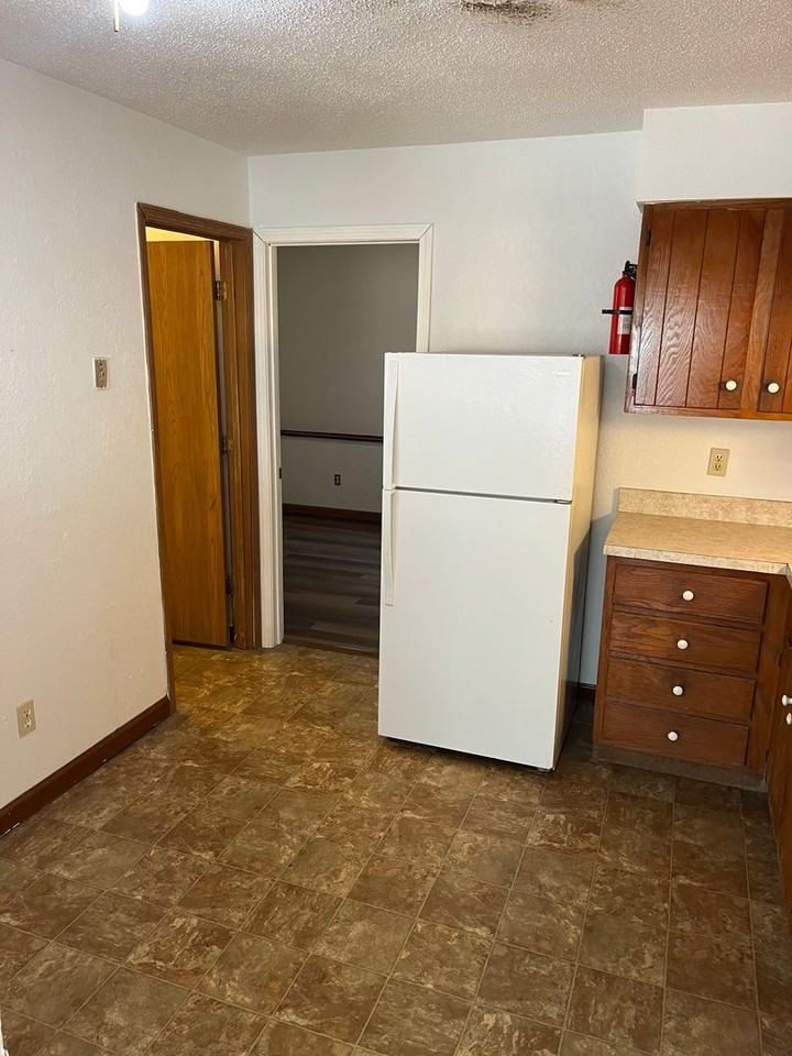 Live your best life in St. Clair at 1040 Plaza Ct. Apartments 1040