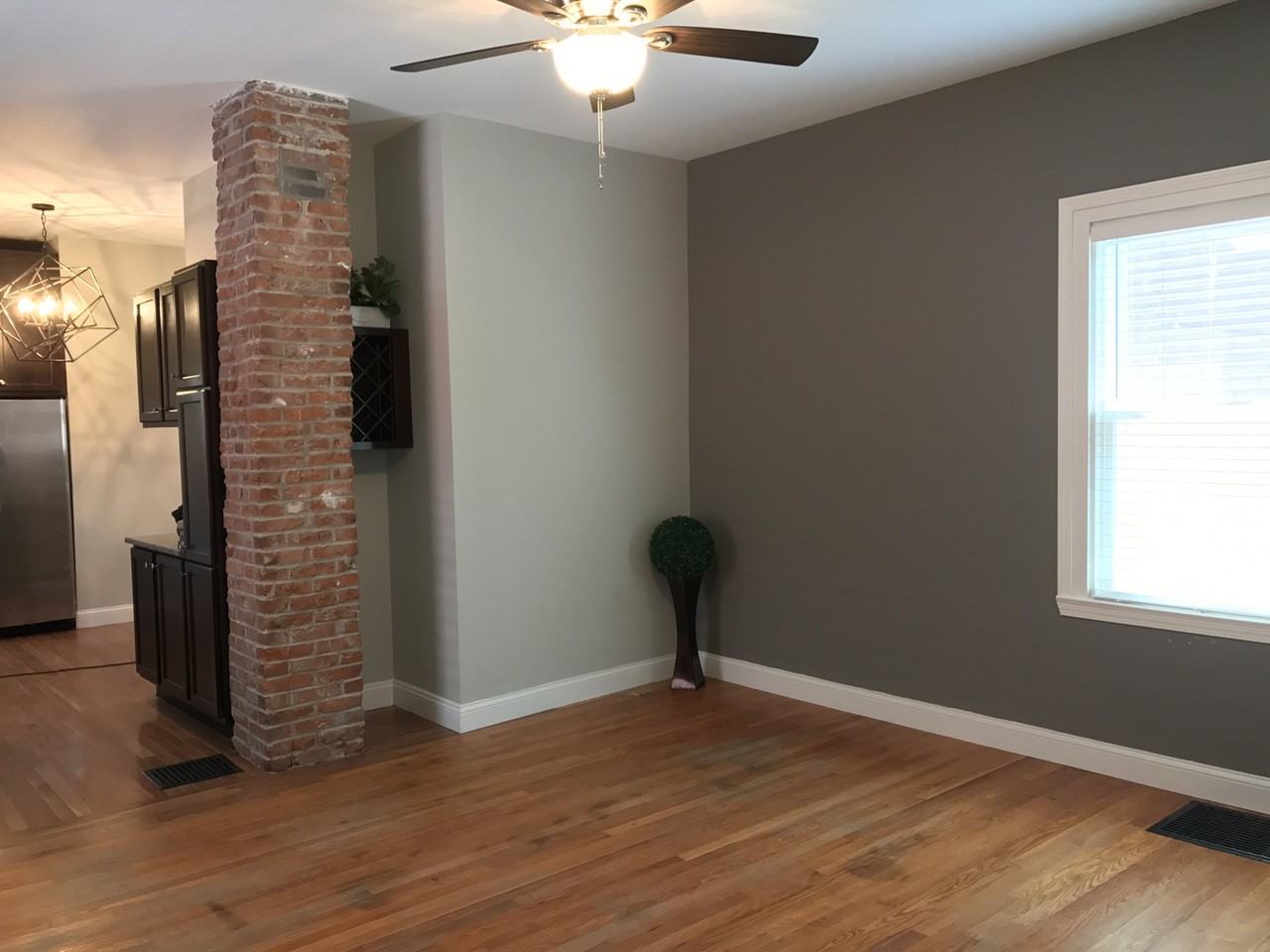 5122 Daggett Ave - Photo 5 of 18