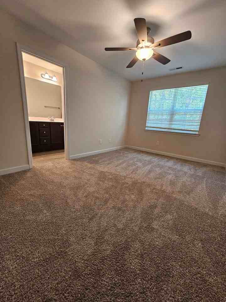 119 Jayden Dr E - Photo 7 of 13