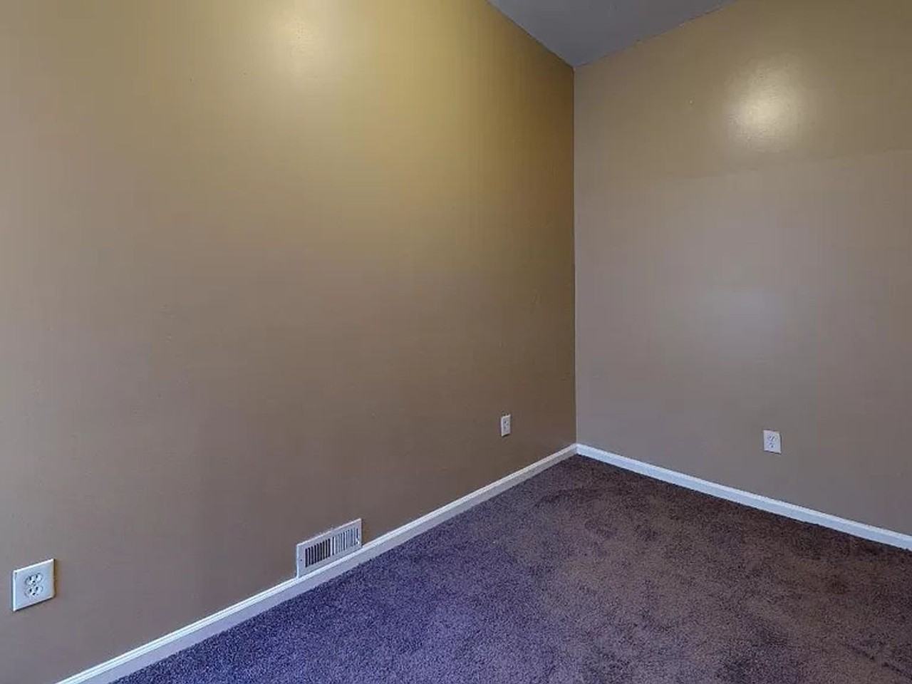 1517 Fontain St - Photo 3 of 13