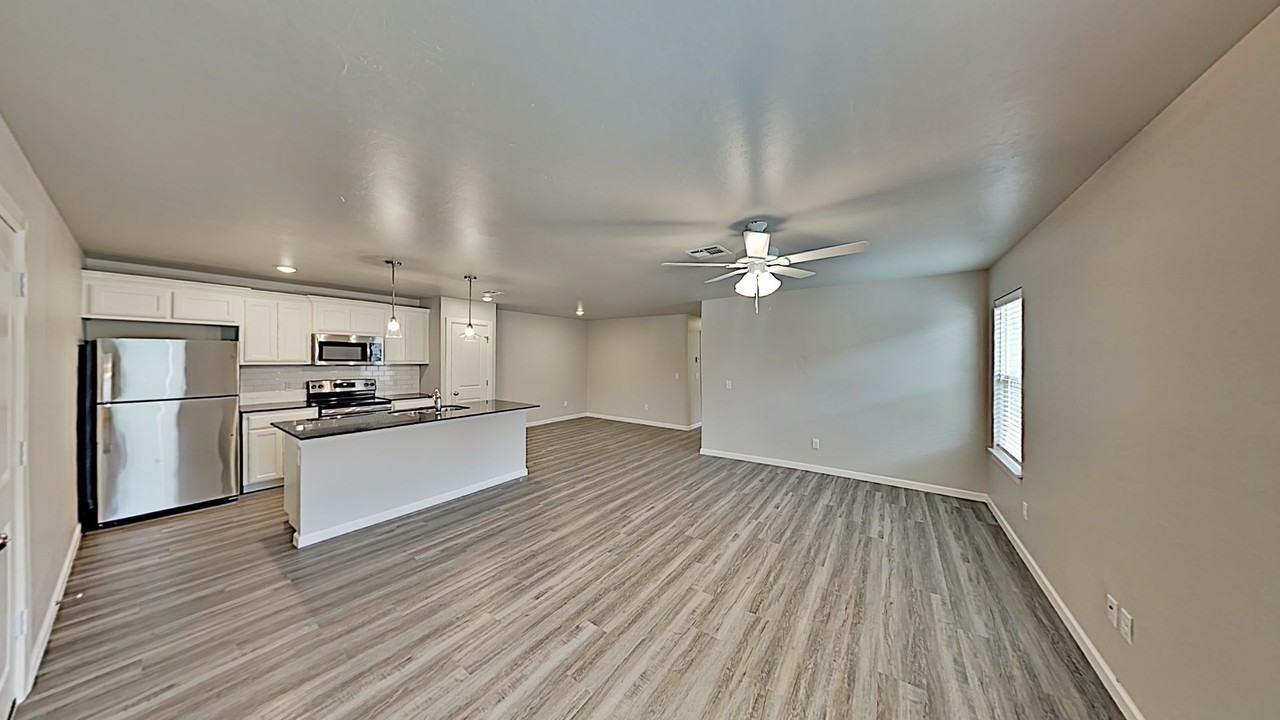 11204 Howard Dr - Photo 6 of 17