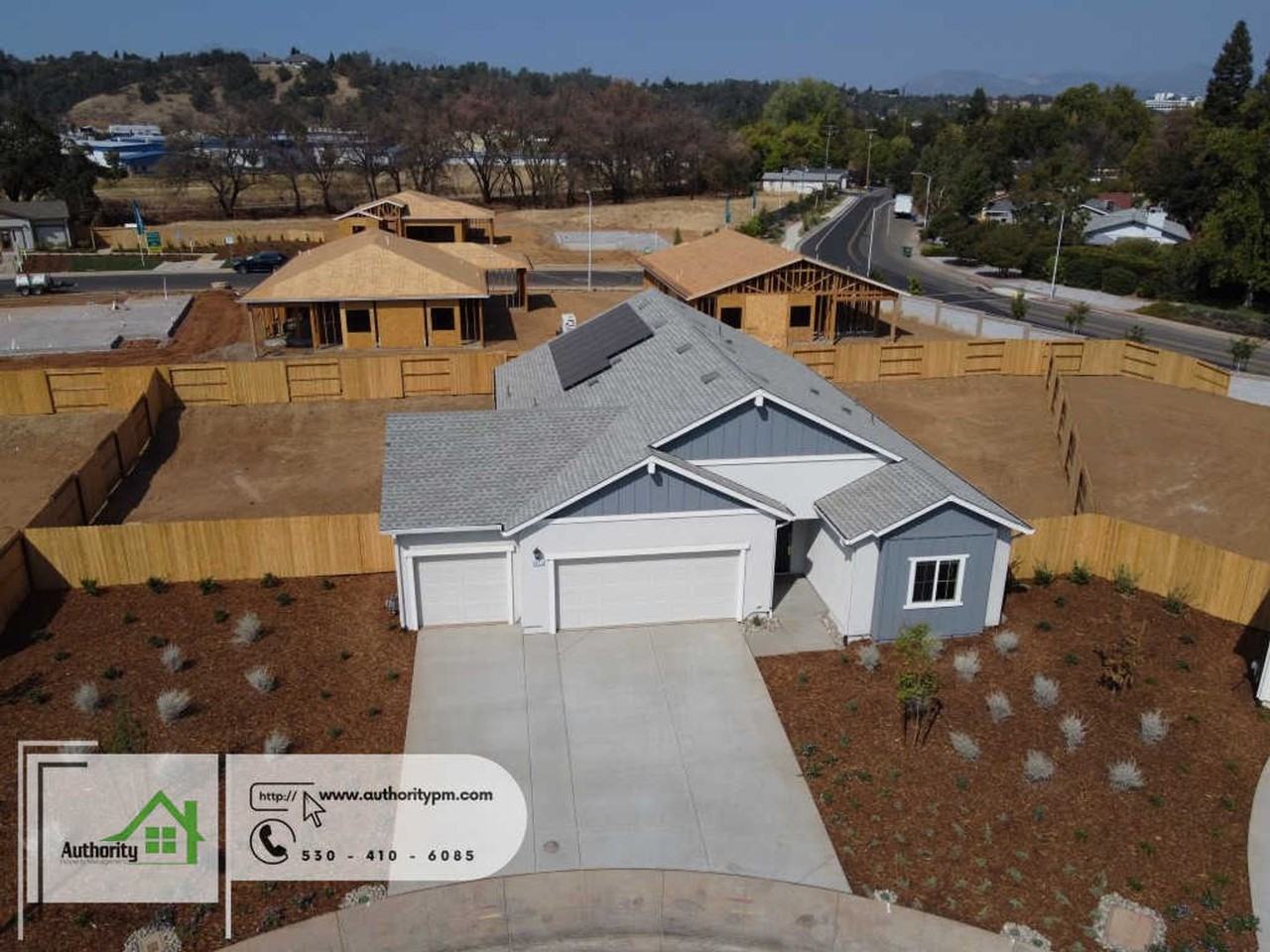 3877 Patsy Dr - Photo 2 of 29