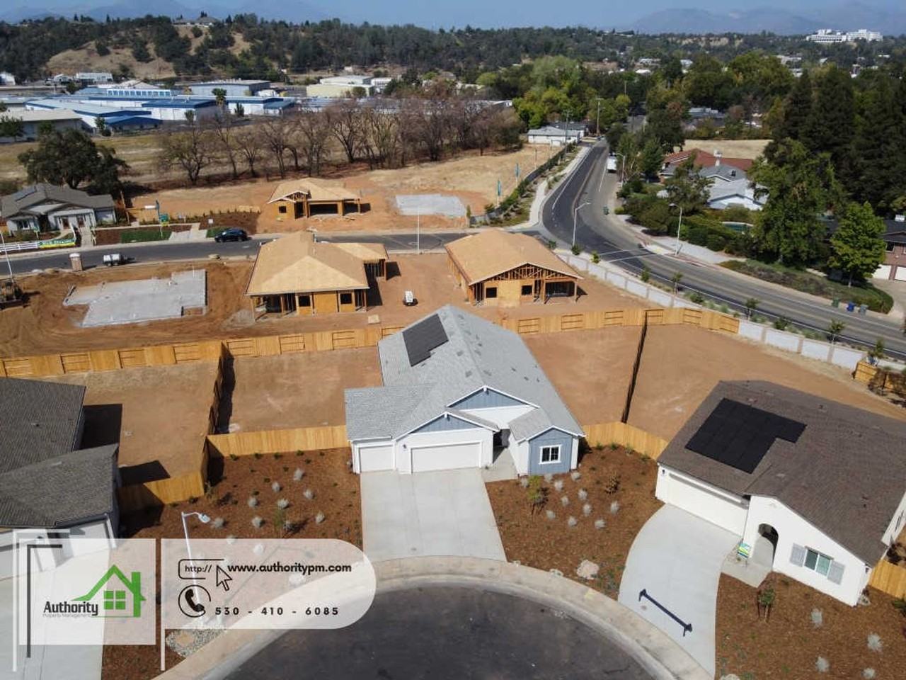 3877 Patsy Dr - Photo 3 of 29