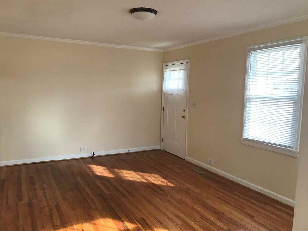 200 E C St - Photo 6 of 12