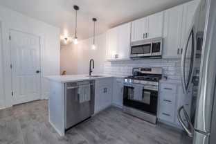 617 E Chestnut St - Photo 1 of 1