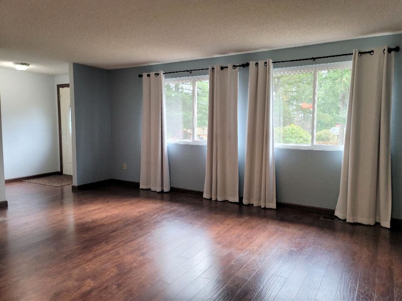 91 Ne View Ridge Dr - Photo 4 of 21