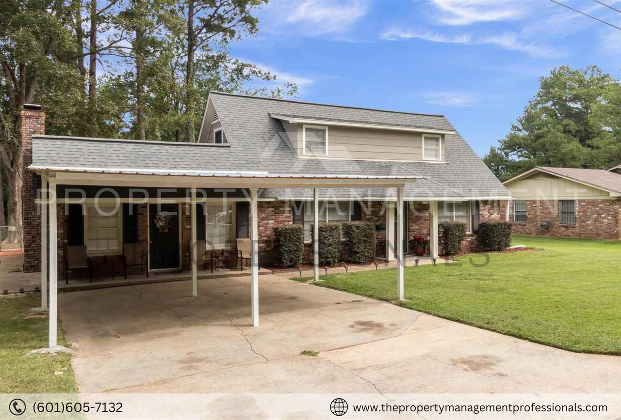 1258 Deerfield Ln - Photo 3 of 36