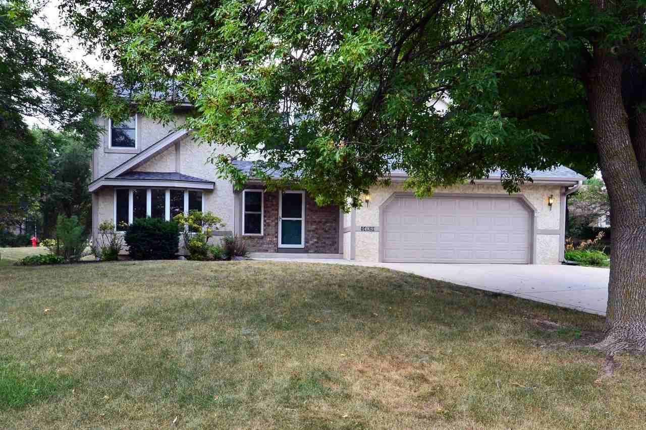 14920 Oakland Ave - Photo 2 of 37