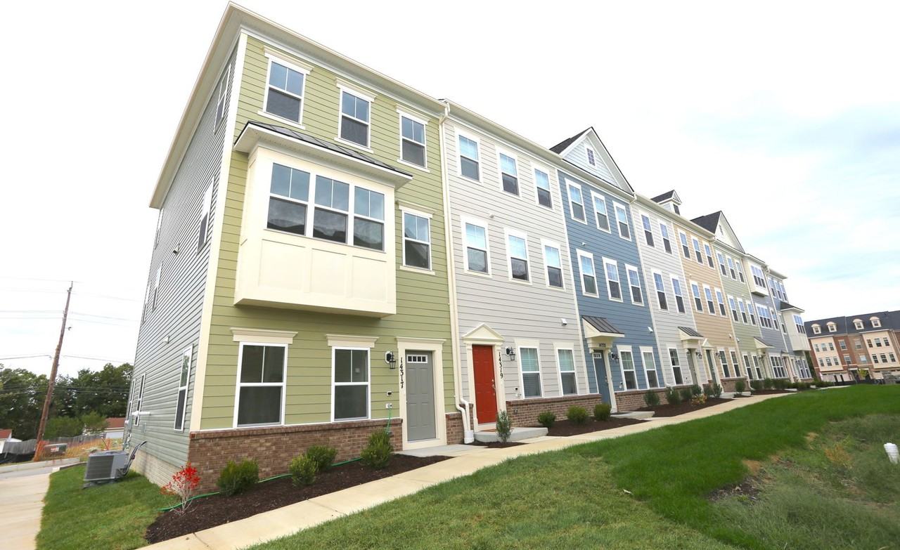 14317 Summit View Ln - Photo 2 of 44