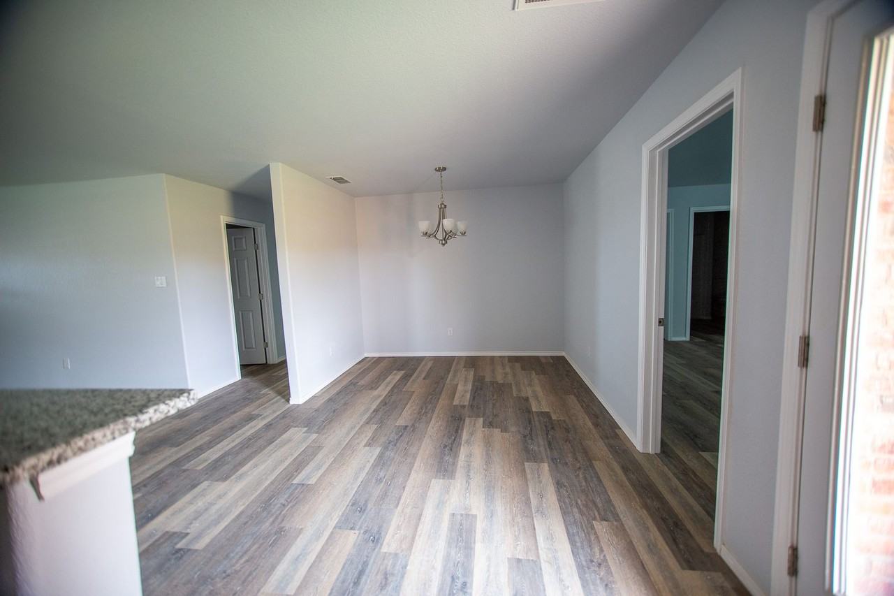 1014 Helena Ave - Photo 7 of 10