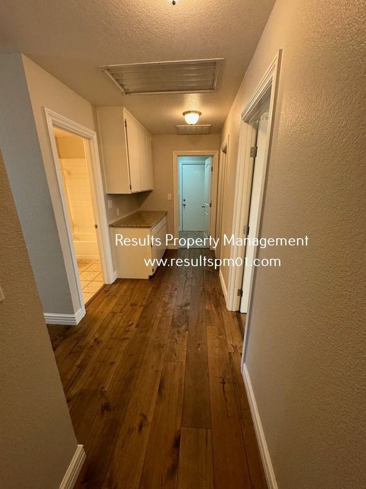 5994 Willowynd Dr - Photo 6 of 13