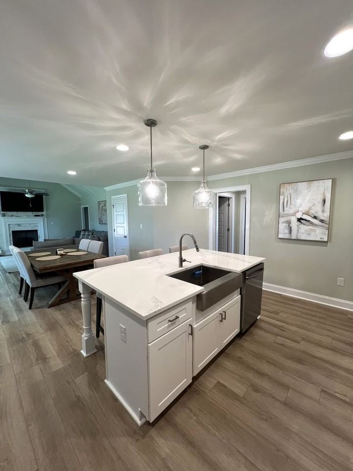 101 Hundley Dr - Photo 3 of 21