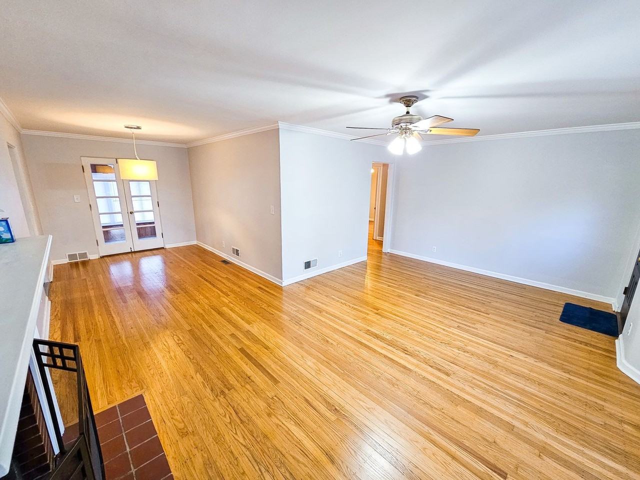 6024 Hillside Avenue East Dr - Photo 6 of 44