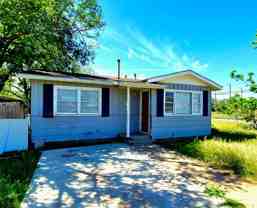 419 38th St - Photo 1 of 1