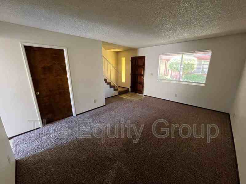 850 N Williford Dr - Photo 3 of 21