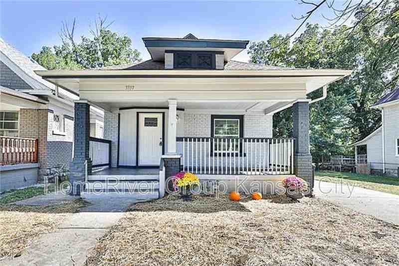 3337 Park Ave - Photo 2 of 50