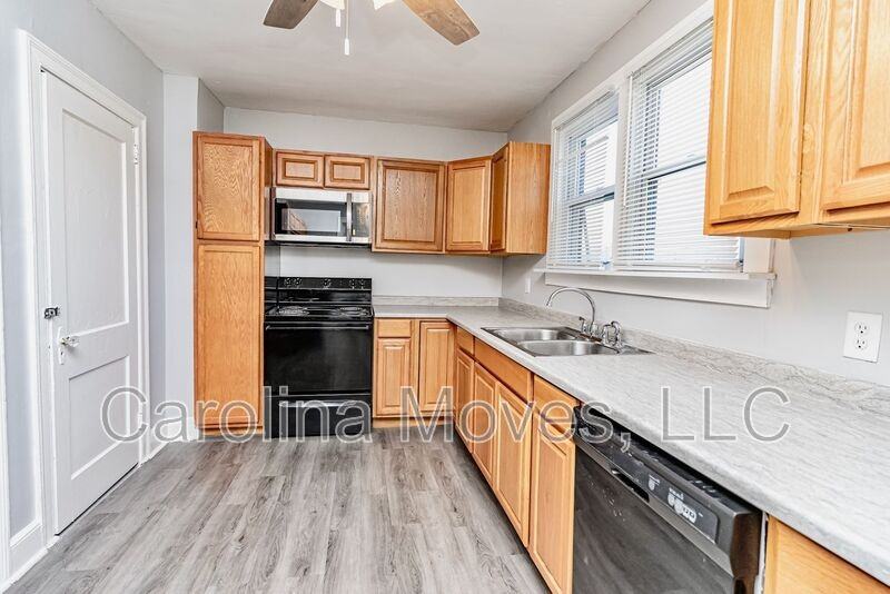 202 Brookwood Ter - Photo 5 of 14