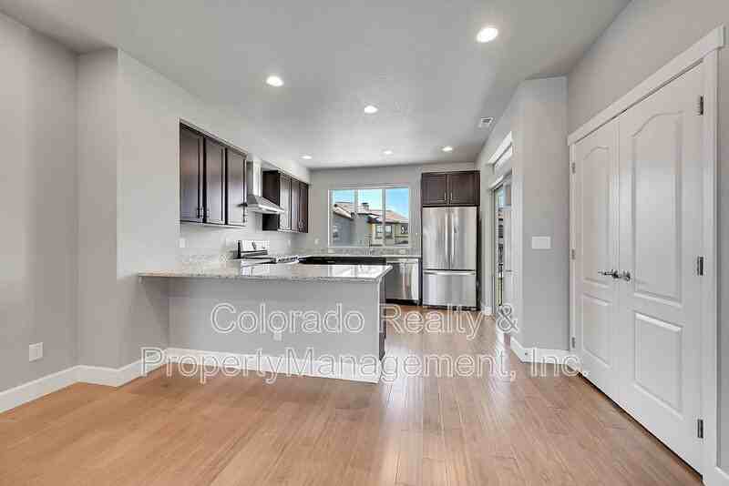 2609 S Orchard St - Photo 3 of 38