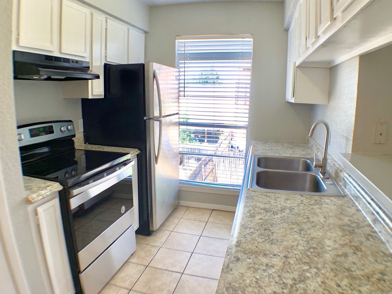 Garden Court Apartments - Photo 7 of 35