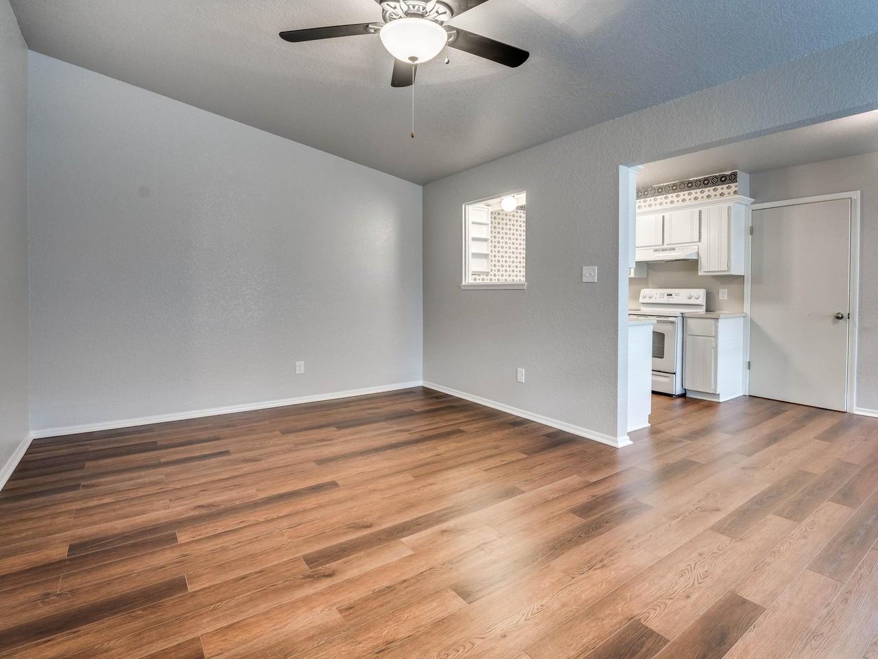 1710 Hillcrest Drive - Photo 2 of 19