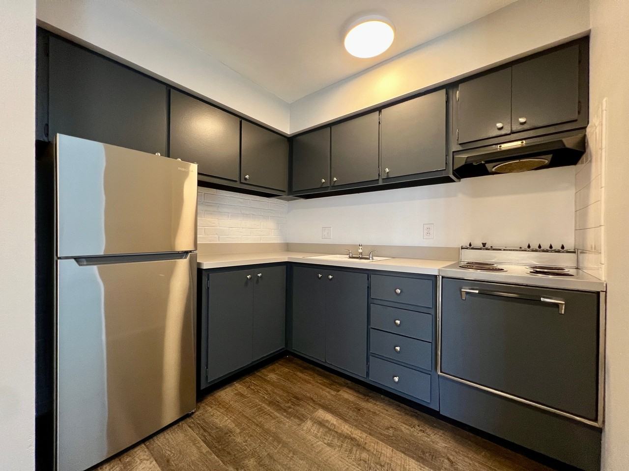 9971 Chateau Roi Drive #A - Photo 2 of 11