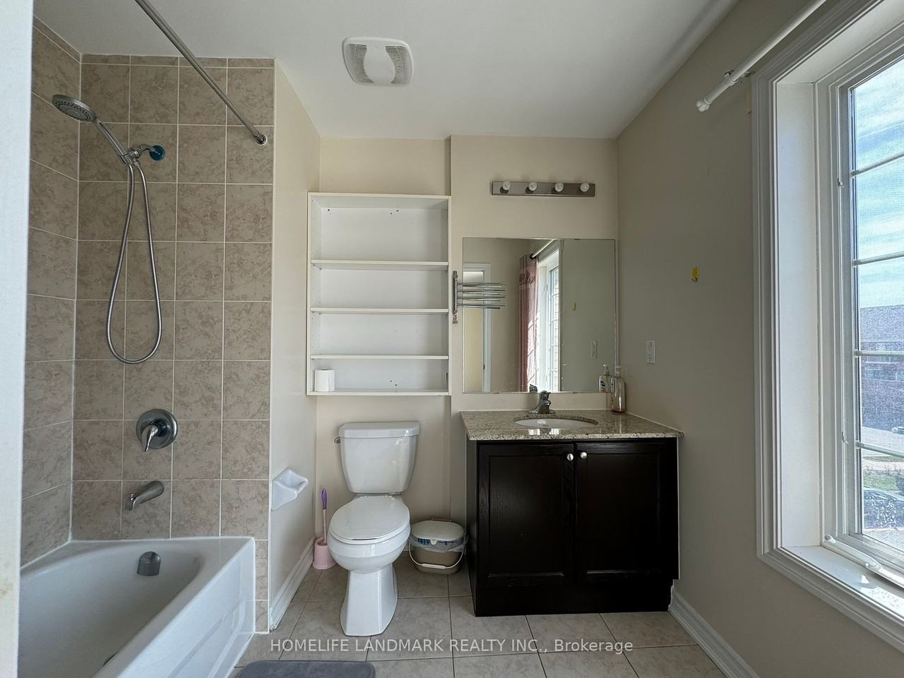 13 Cathedral High Street - Photo 2 of 6