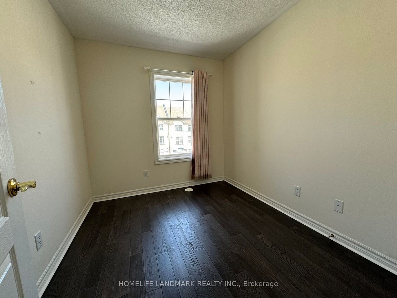 13 Cathedral High Street - Photo 3 of 6