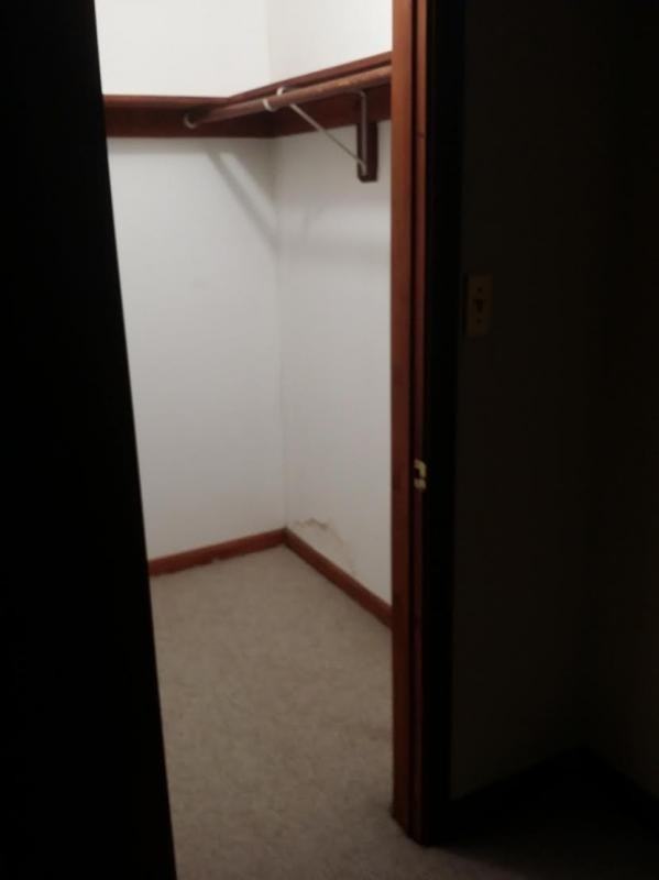 308 Hunnewell St - Photo 3 of 7