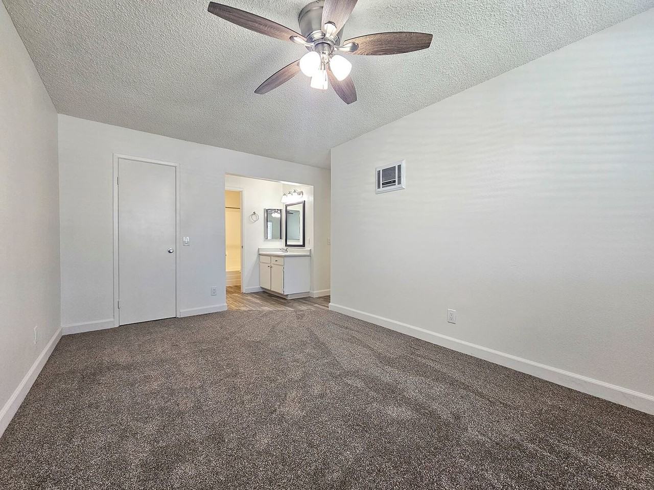 Parkwood Gardens - Photo 5 of 22