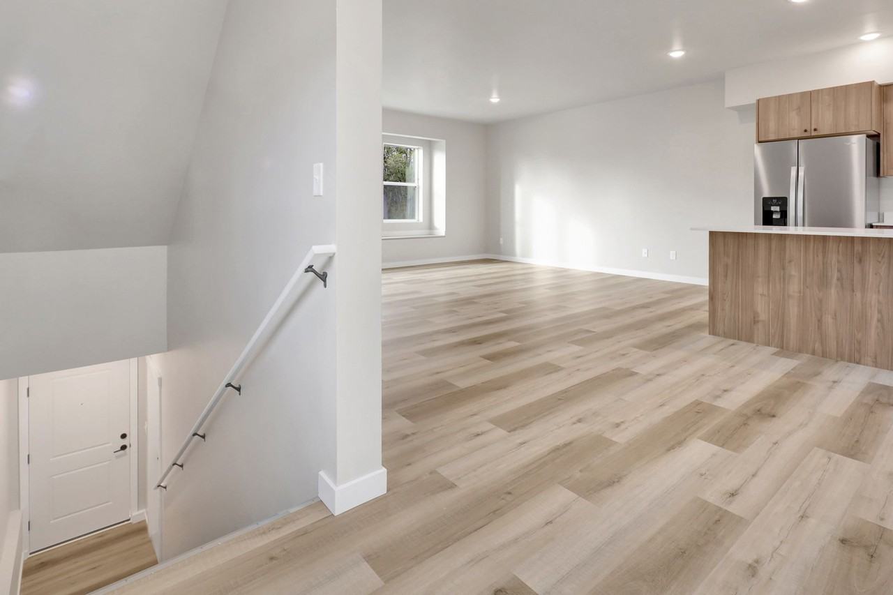 2734 Oleander - Photo 4 of 21