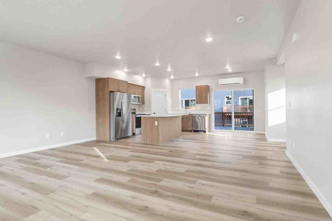 2734 Oleander - Photo 5 of 21