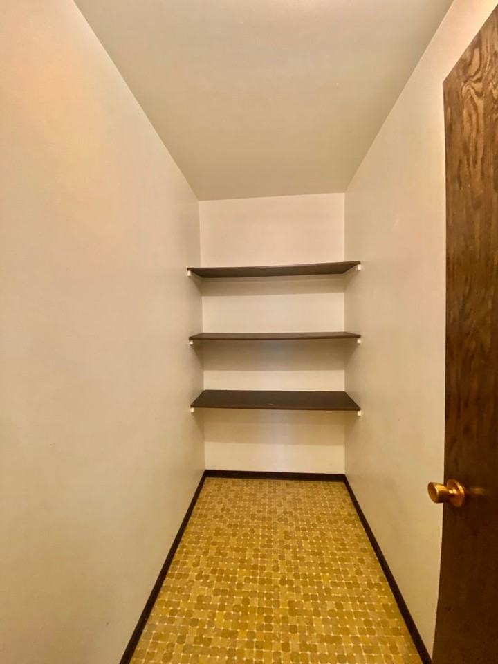 3114 - Photo 6 of 15