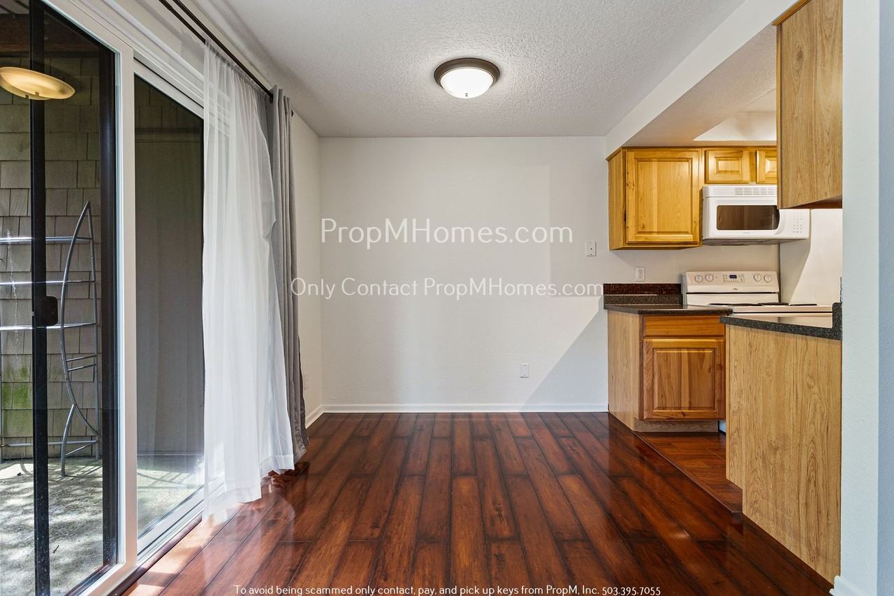 13 Crestfield Ct - Photo 6 of 22