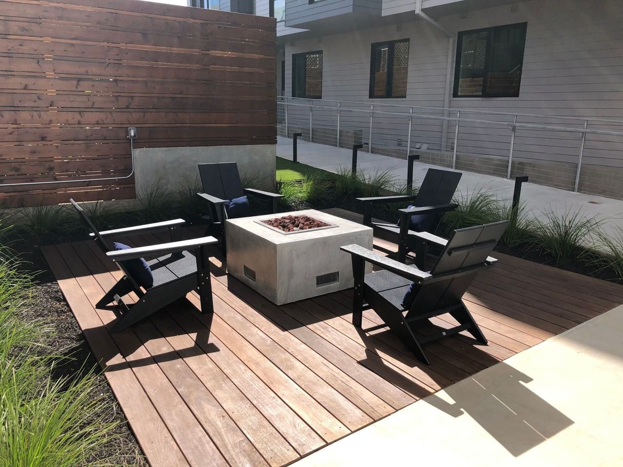 The Sutherland - Photo 4 of 7