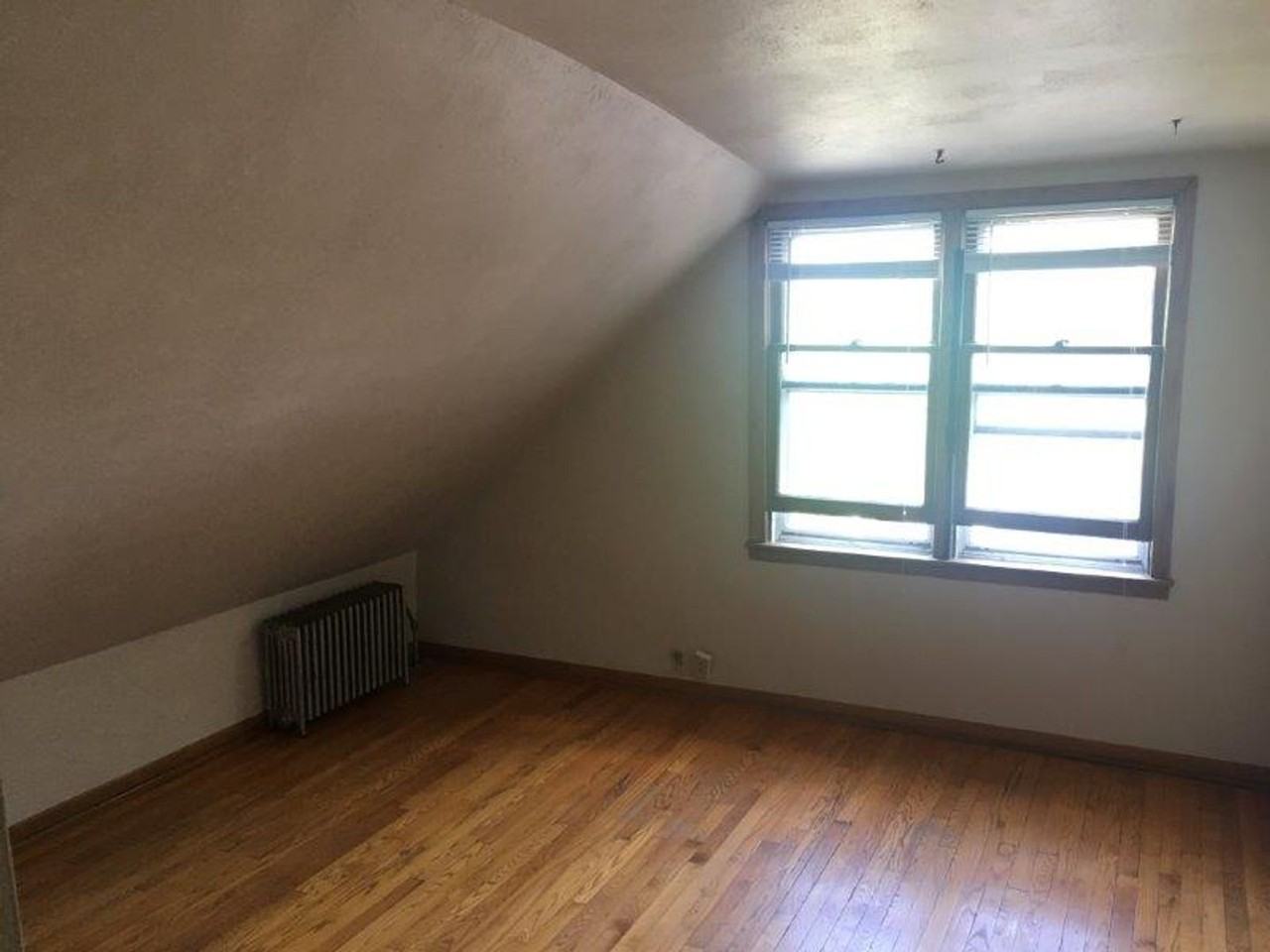 121 East Gilman Street - Photo 6 of 21