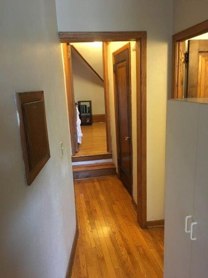 121 East Gilman Street - Photo 5 of 21