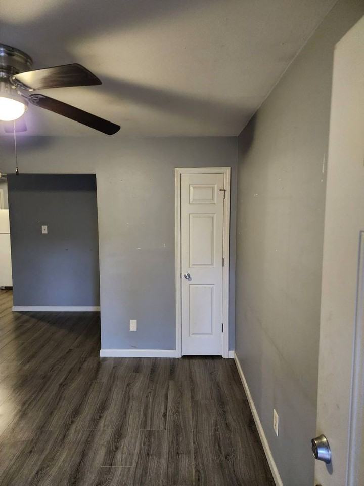 Tesson Hills LLC - Photo 3 of 40