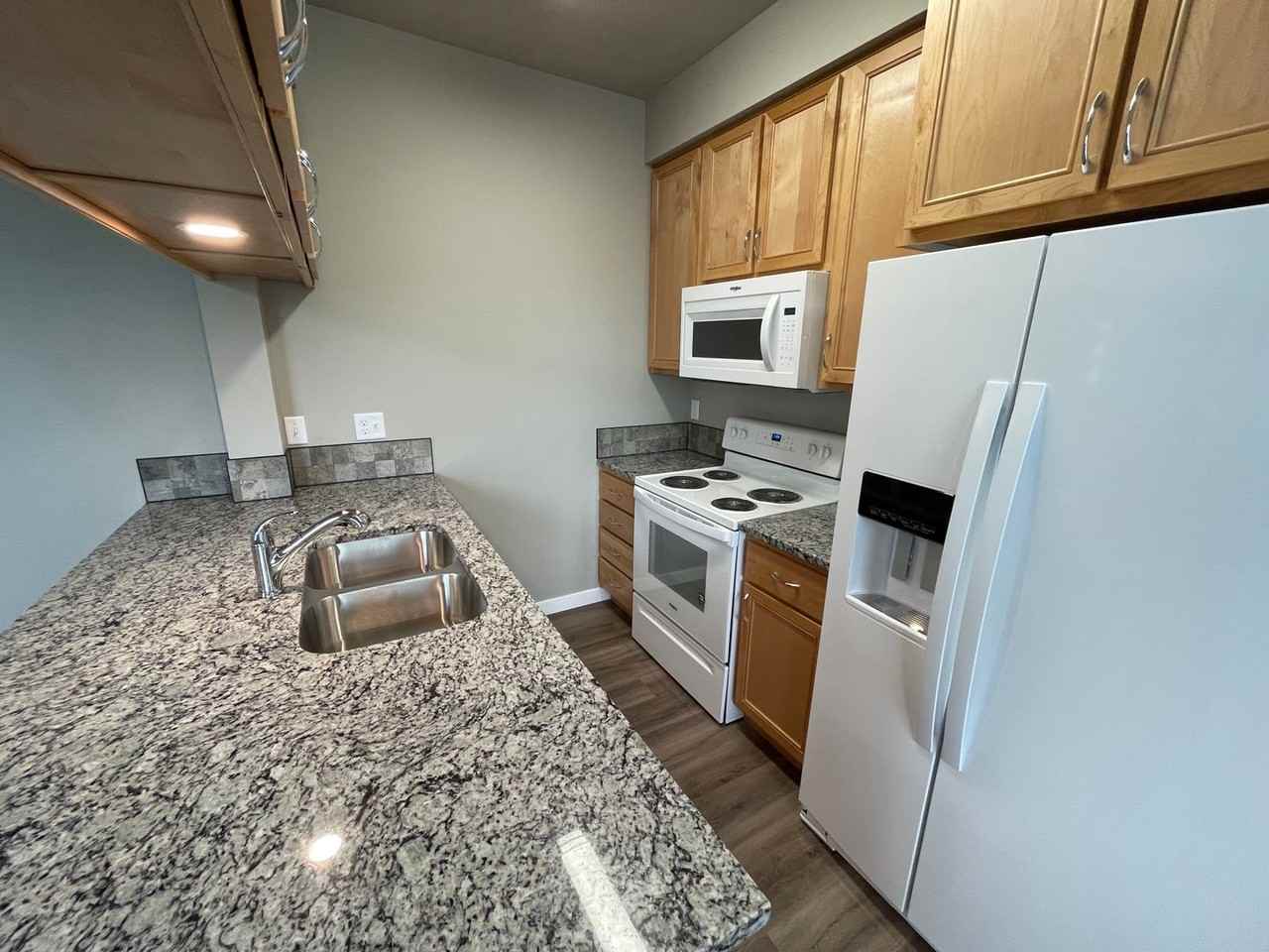 96 West 15th Avenue - Photo 6 of 32