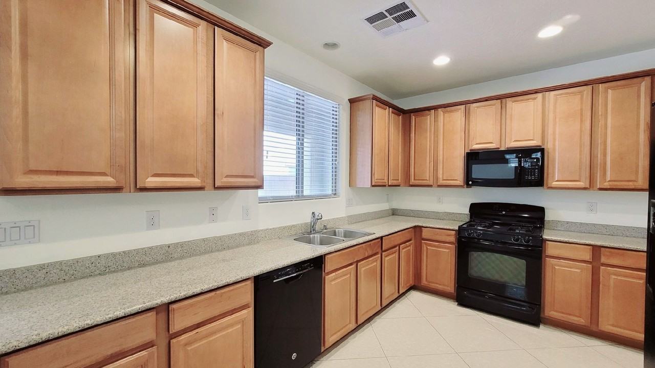 10150 Palazzo Marcelli Ct - Photo 3 of 18