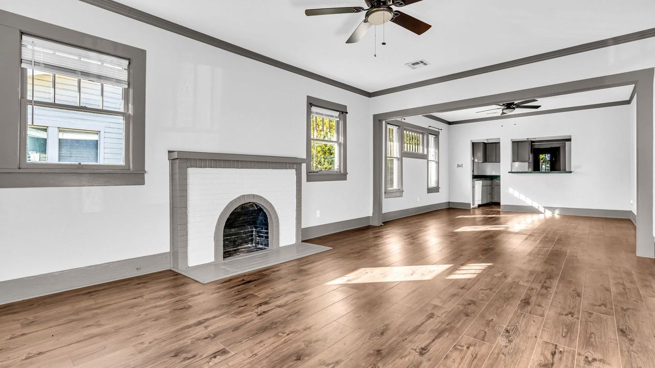 1211 Stanley St Sw - Photo 3 of 13