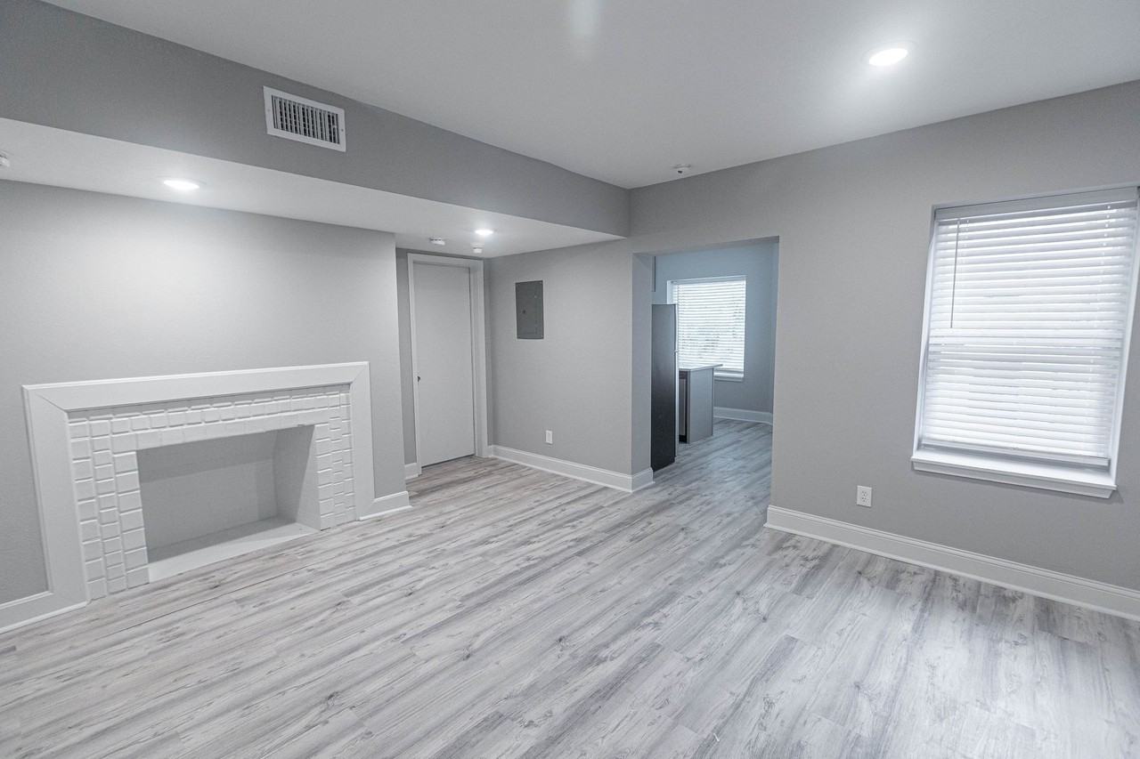 1207 E Armour - Photo 7 of 11